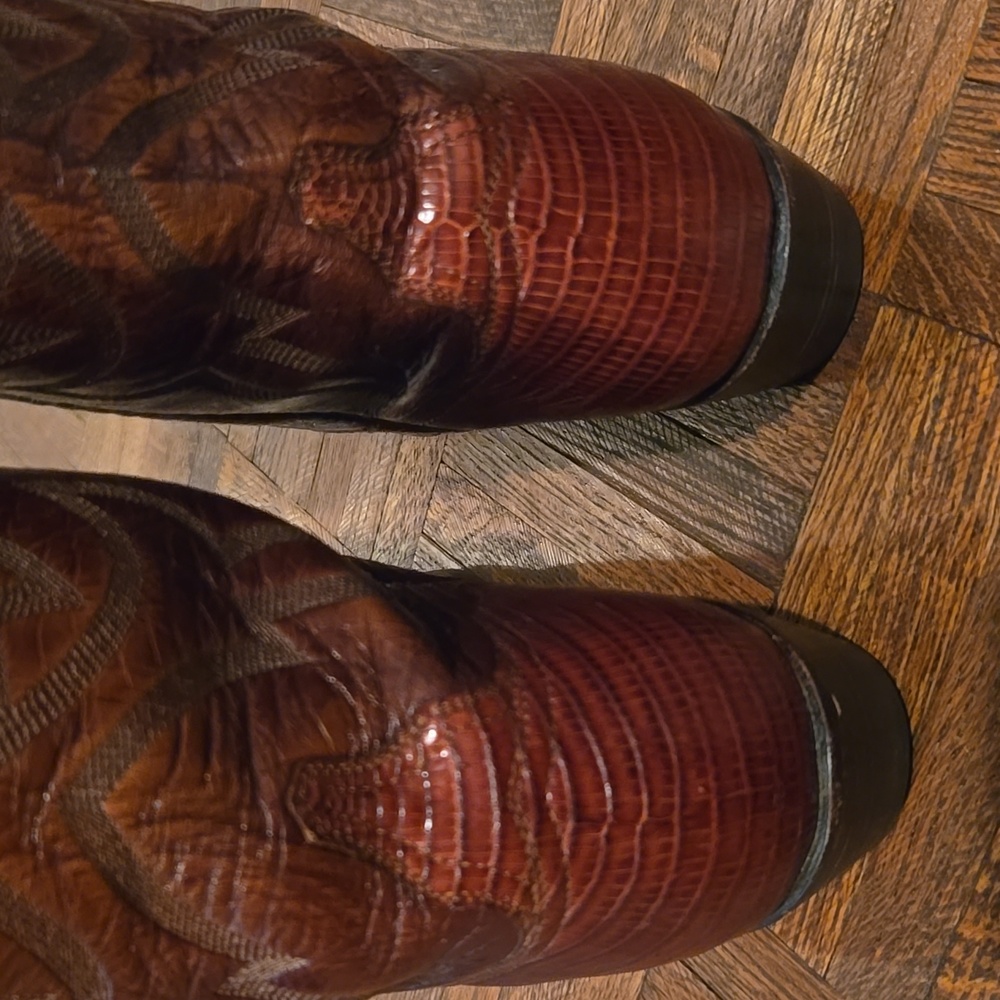RARE VTG! Lucchese Classic Lizard Boots W/FREE 3D LEATHER WALLET TODAY ONLY! - Picture 11 of 16